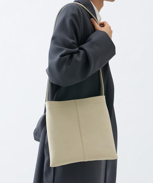 ITTI (イッチ) | SHOULDER BAG (ショルダーバッグ) | レザー