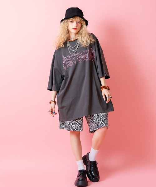 tシャツ a.p.o.v. ストリートゴシックロゴオーバーサイズTシャツ