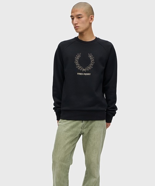 FRED PERRY（フレッドペリー） トレーナー スウェット Outline Laurel