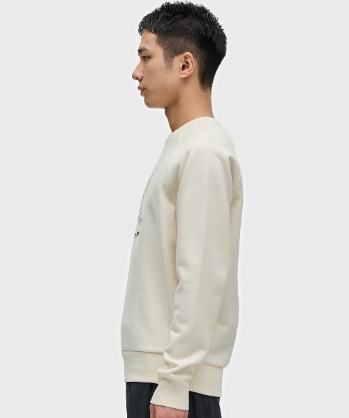 FRED PERRY（フレッドペリー） トレーナー スウェット Outline Laurel