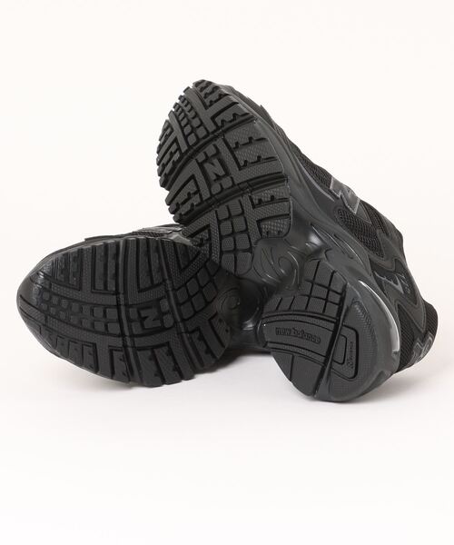 「New Balance」 ローカットスニーカー 24.5cm ブラック メンズの画像