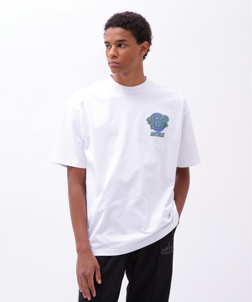 CREWNECK T-SHIRT THE WORLD IS YOURS ／ クルーネック Tシャツ AVIREX tシャツ CREWNECK T-SHIRT THE WORLD IS YOURS / クルー