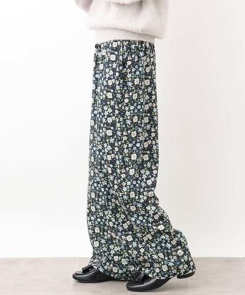MICHEL KLEIN（ミッシェルクラン） パンツ フラワープリントリラクシー