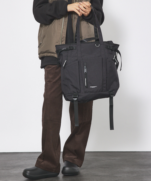 トートINDISPENSABLE 3WAY TOTEBAG HANGGER INDISPENSABLE（インディスペンサブル） ショルダーバッグ