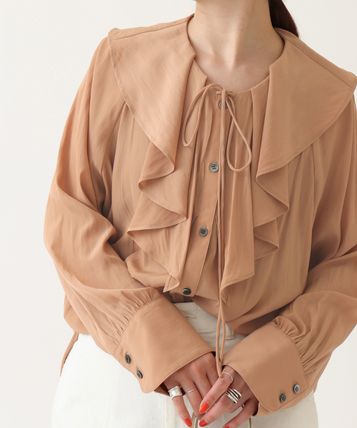 Spick&Spanフリル付きベージュ長袖シャツシルク混 Spick&Spanフリル付きベージュ長袖シャツシルク混 - メルカリ