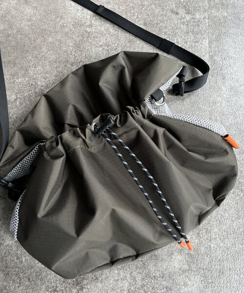 CPCM（シーピーシーエム） ショルダーバッグ 2WAYリップナイロン