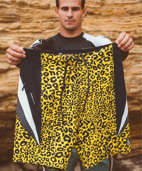 VOLCOM ボルコム  水着 ボルコム VOLCOM レディース ビキニ 水着 上下セット パット付き