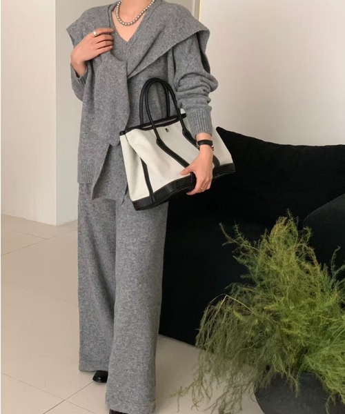 Aelina セットアップ Vネック長袖ニットセットアップ レディース