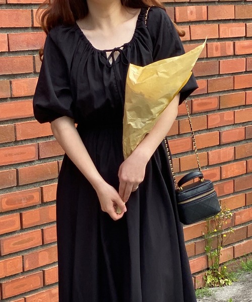 「LAUIR」 半袖ワンピース MEDIUM ブラック レディース_画像2