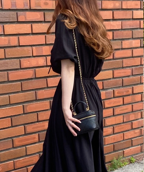 「LAUIR」 半袖ワンピース MEDIUM ブラック レディース_画像4