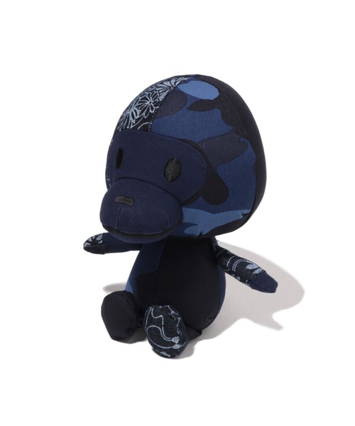 A BATHING APE（アベイシングエイプ） フィギュア PATCHWORK BABY MILO