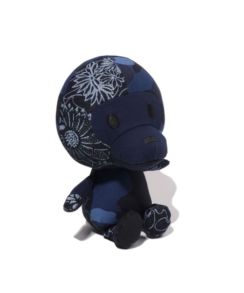 A BATHING APE（アベイシングエイプ） フィギュア PATCHWORK BABY MILO