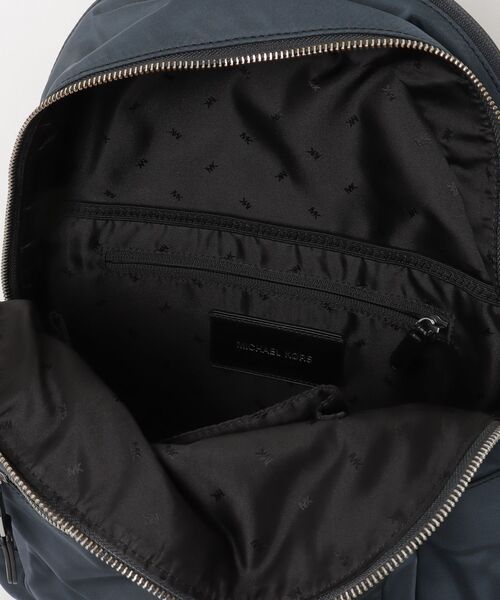 「MICHAEL KORS」 リュック FREE ネイビー メンズの画像