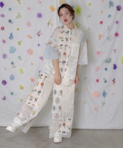 ScoLar（スカラー） ワイドパンツ パンツ レース刺繍 パッチワーク