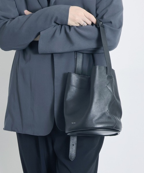 YArKA ショルダーバッグ 「YArKA/ヤーカ」real leather bucket type