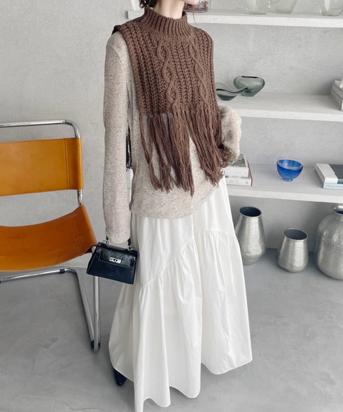 Ada. ベスト ジレ ケーブルデザイン 裾フリンジニットベスト