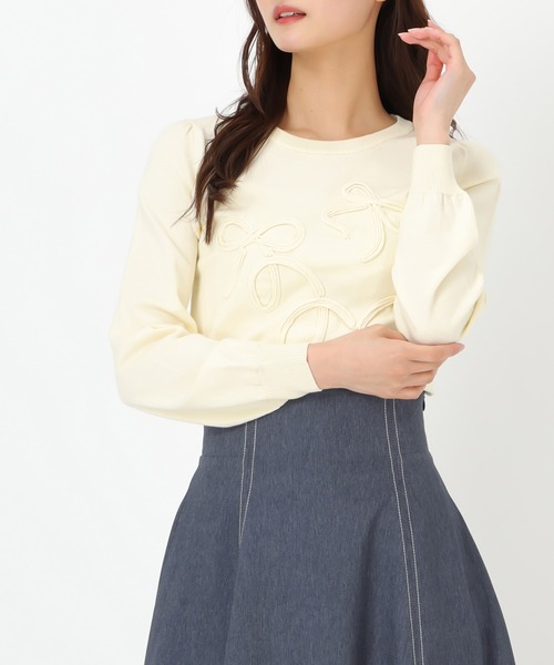 【新品】今季　ミッシュマッシュ　襟もと　刺繍　ニット セール】レース刺繍衿ニット（ニット/セーター）｜MISCH MASCH