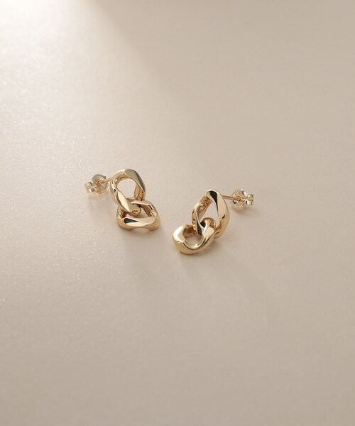 COCOSHNIK ピアス K10キヘイモチーフダブル スタッドピアス