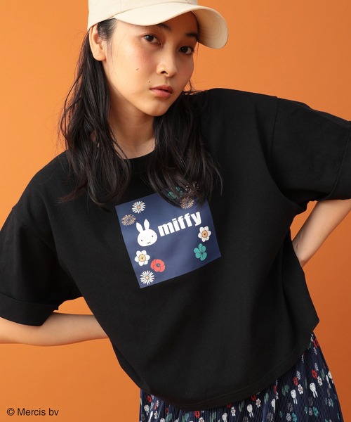 みぃふ様 Miffy（ミッフィー） tシャツ miffy/フラワープリントTシャツ