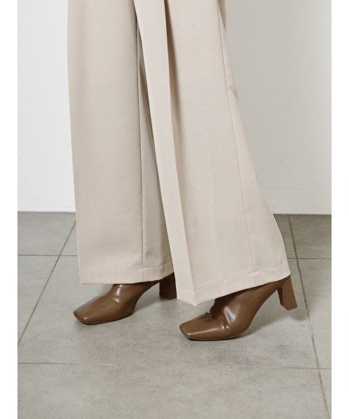 SNIDEL イージーストレートパンツ レディース ベージュ 合成皮革 パンツ｜SNIDEL(スナイデル)の通販サイト【公式】