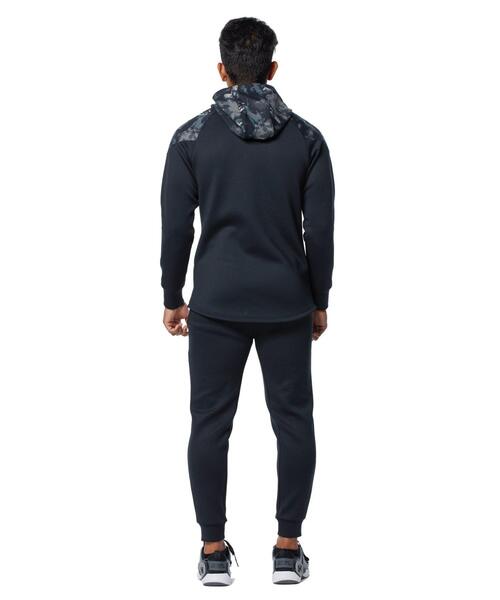 【新品】【未使用】UNDER ARMOR ジップアップパーカー 黒 Mサイズ ⭐️美品 アンダーアーマー ジップアップ パーカー フーディー
