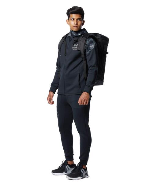 【新品】【未使用】UNDER ARMOR ジップアップパーカー 黒 Mサイズ UNDER ARMOUR 「UNDER ARMOUR」 ジップアップパーカー M