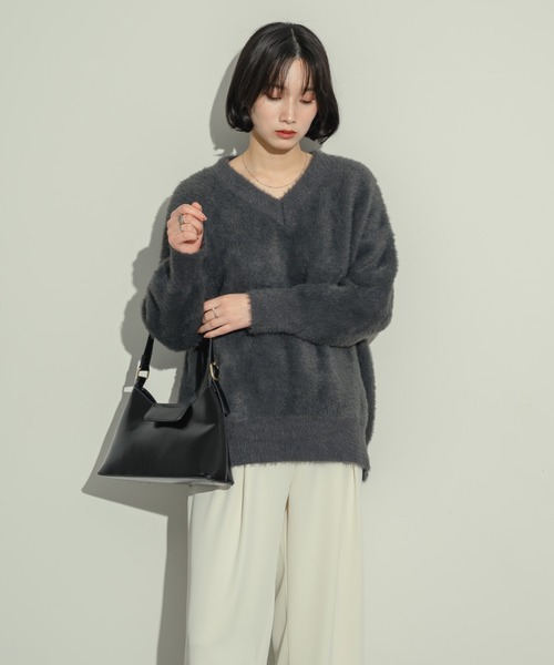 NEUNA（ヌナ） ハンドバッグ 「内ポケット付き」ベルテッドスクエア