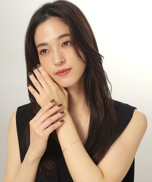 COCOSHNIK（ココシュニック） ブレスレット K18ダブルフラワークロス