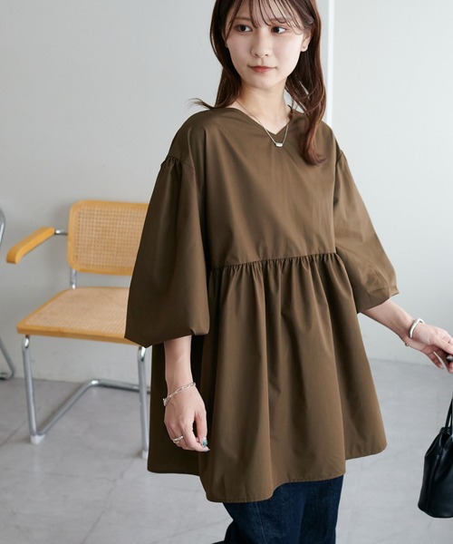 新品タグ付 JUSGLITTY ベプラムブラウス パフショルダーペプラムブラウス | シャツ・ブラウス | JUSGLITTY