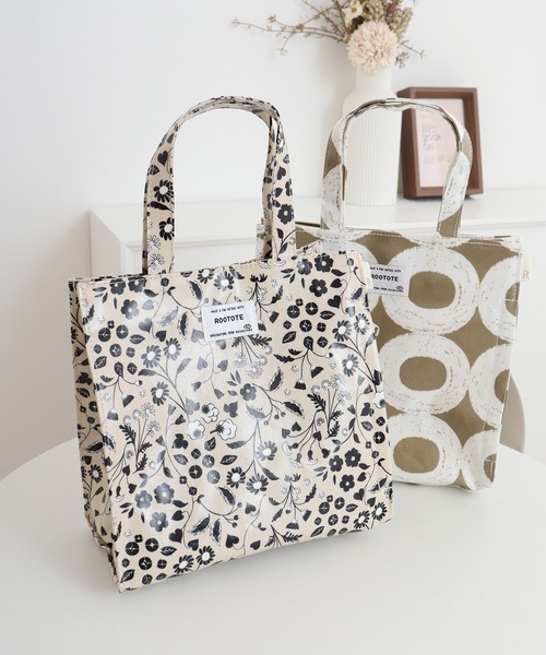 Chika*〈 リバティ 〉ラミネート・ミニ紙袋型トートバッグ他 Chika*様専用〈 リバティ 〉ラミネート・ミニ紙袋型トートバッグ