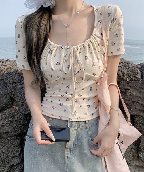 SHEENA（シーナ） tシャツ 半袖 小花柄テレコリボントップス