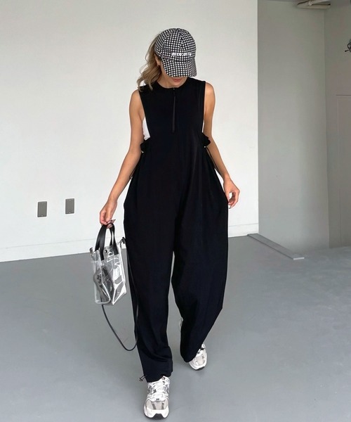 CHERI since1985 オールインワン ナイロンノースリーブジャンプスーツ