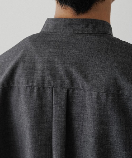 ADAM ET ROPE'（アダムエロペ） シャツ 「NIKKE」バンドカラー シャツ