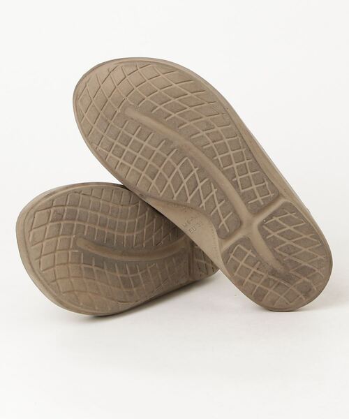 「OOFOS」 フラットサンダル 25 ベージュ レディース_画像3