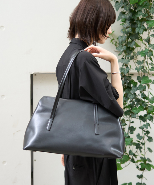 トートバッグ 「MAESTOSO/マエストソ」AURORA TOTE ポーチ付きレーザートートバッグ レディースの画像