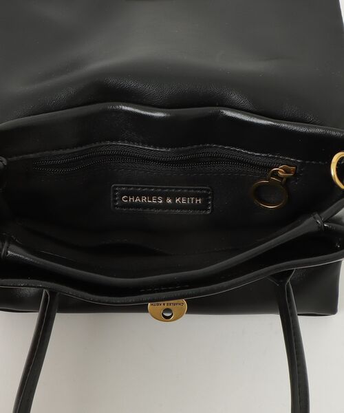 「CHARLES \u0026 KEITH」 ハンドバッグ S ブラック レディースの画像