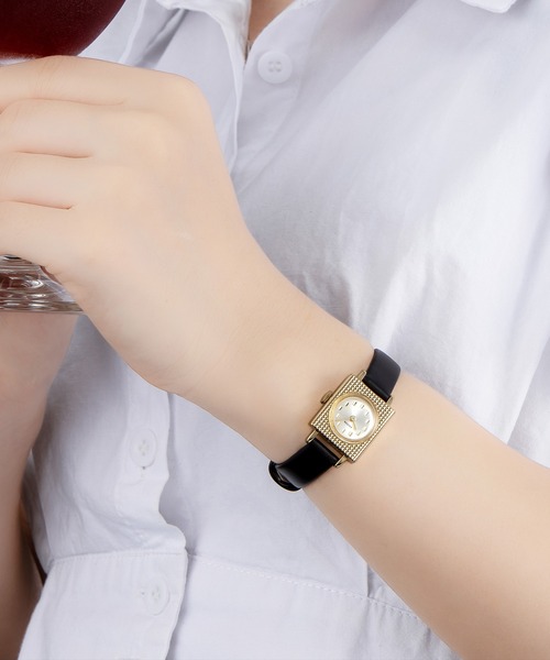 WORLD WIDE WATCH」 アナログ腕時計 FREE ゴールド レディース