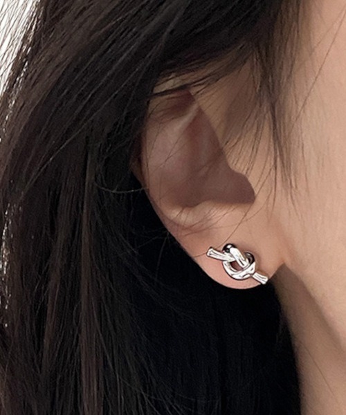 ピアス　No.5139 MASHIRO ピアス ニュアンスデザインペアピアス 結び(MA/EK621