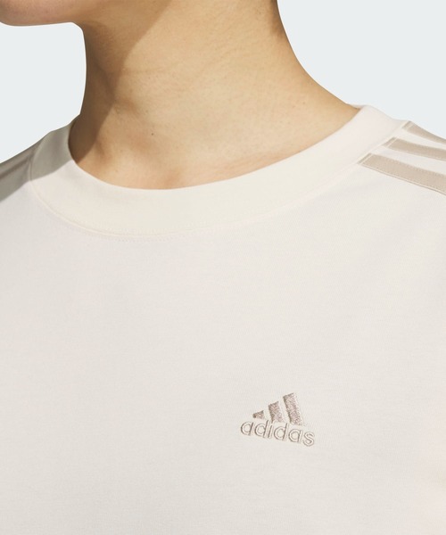 adidas ワンピース エッセンシャルズ プラス スリーストライプス