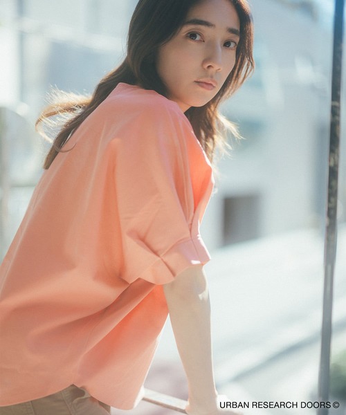 URBAN RESEARCH DOORS（アーバンリサーチドアーズ） tシャツ 「仁村紗
