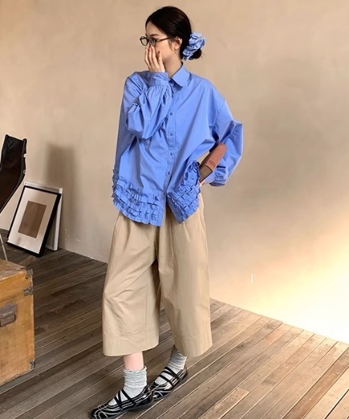 フリル付きオーバーサイズシャツ Achic ブラウス シャツ オーバーサイズフリル襟付きブラウス
