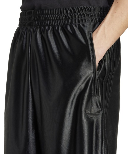 adidas パンツ FIREBIRD ADICOLOR METALLIC LONG SHORT