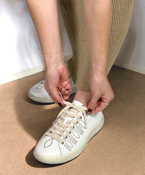 ASH（アッシュ） スニーカー アッシュ「STAR STUDS」スタッズ