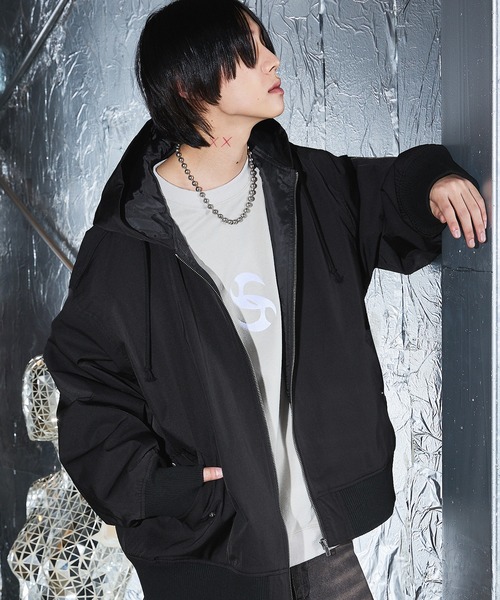 Bott ボンバージャケット ブラック TB0A6927001-HERO.jpg