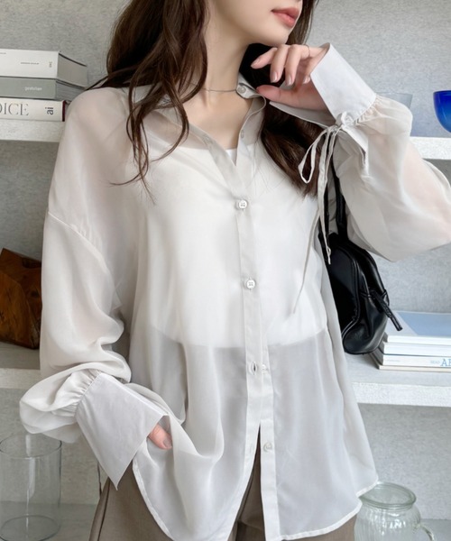 新品未使用　ADORE ブラウス ホワイト シアー　リボンネック　春夏コーデ TREOVER ブラウス シャツ 夏 リボンデザイン オーバーシアーシャツ