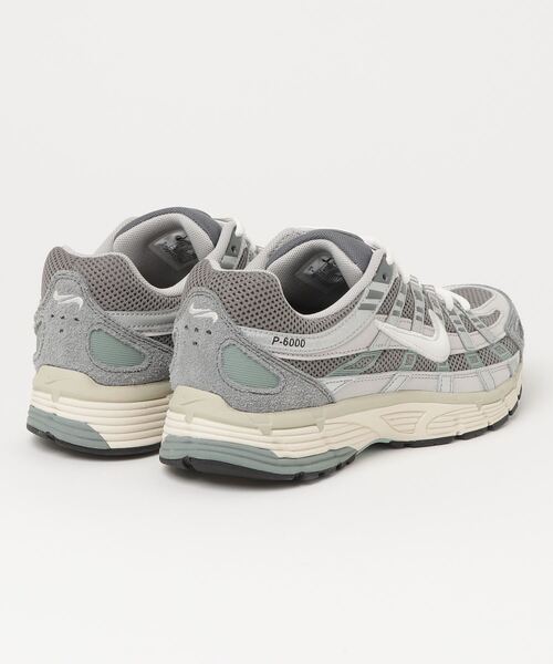 NIKE　ローカットスニーカー　24cm NIKE 「NIKE」 ローカットスニーカー 24 シルバー系その他