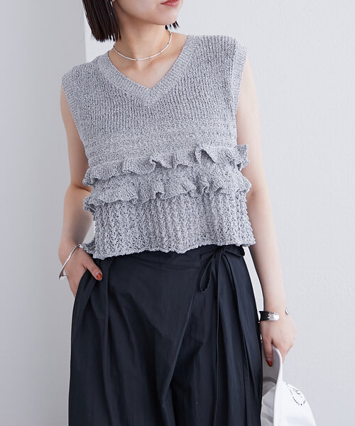 美品　M'S GRACY フリル　ベスト　ダウン　ニット　アルパカ　ノーカラー 9/3発売]ダイヤカットニットベスト – Lallia Mù