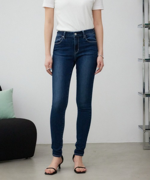 ジーンズ デニム デニムパンツ 「サイズ，身長別画像あり」AZUL DENIM スキニーデニム レディースの画像