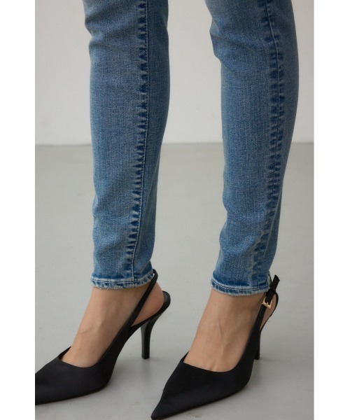 ジーンズ デニム デニムパンツ 「サイズ，身長別画像あり」AZUL DENIM スキニーデニム レディースの画像
