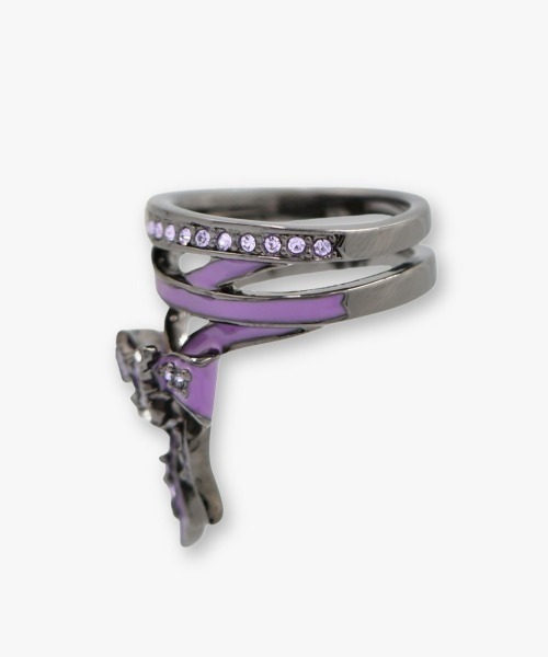 ANNA SUI 新作 指輪 リボンモチーフ 蝶 アナ スイ“コルセット風リボン”のリングやネックレス、煌めく蝶